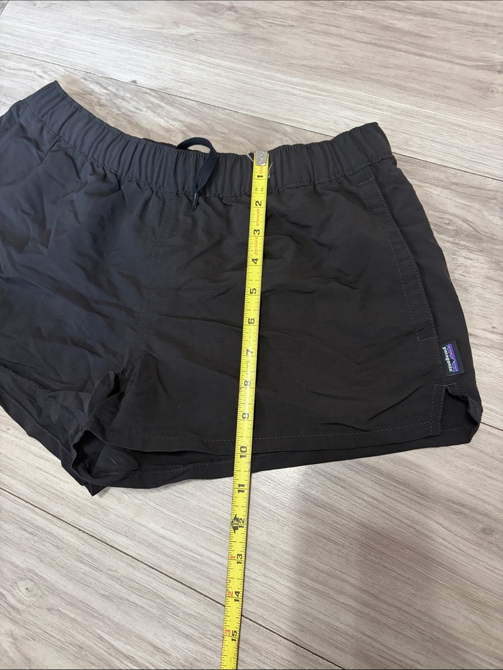 Patagonia Black Women's Athletic Shorts with Elastic Waist - Picture 3 of 6
